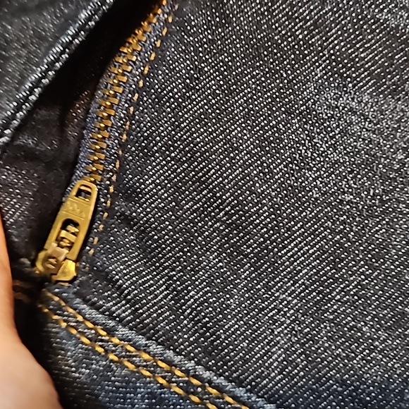 Hudson Jeans - Picture 9 of 12